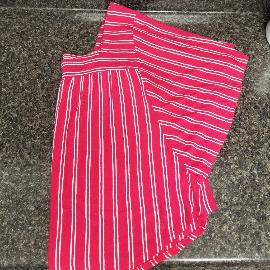 Peasant/Flutter Top